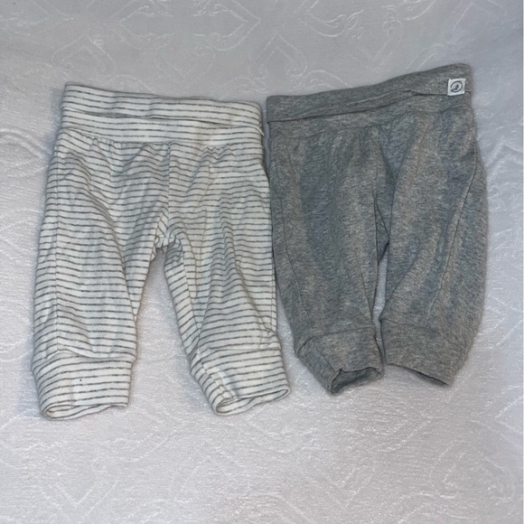 Carter’s Organic Cotton Baby Pants Set in Grey and White - Picture 1 of 2